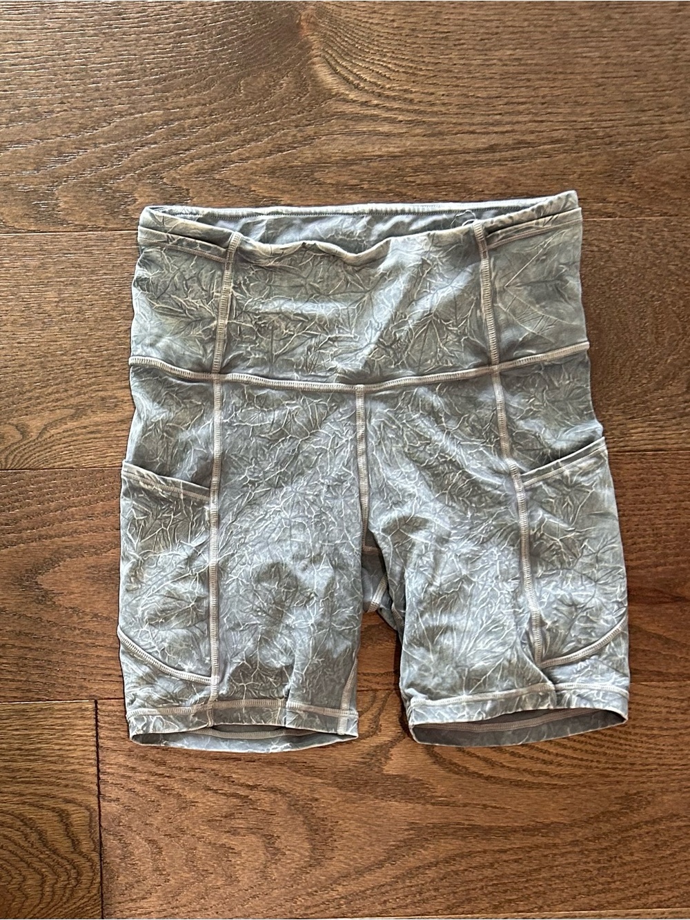 Lululemon Size 4 Fast and Free Shorts 6"